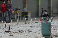 Σφοδρές συγκρούσεις στην επαρχία Guangzhou της Κίνας ανάμεσα σε χωρικούς που αντιτίθενται στην κατεδάφιση των ” παράνομων” σπιτιών τους και τις δυνάμεις καταστολής