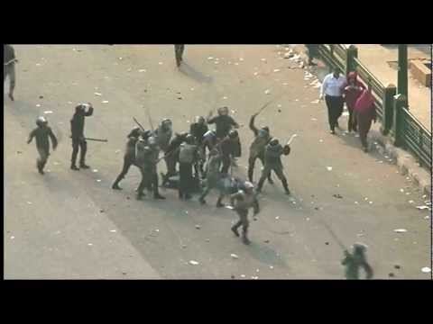 O εσμός των ένστολων δολοφόνων μάτωσε την πλατεία Ταχρίρ